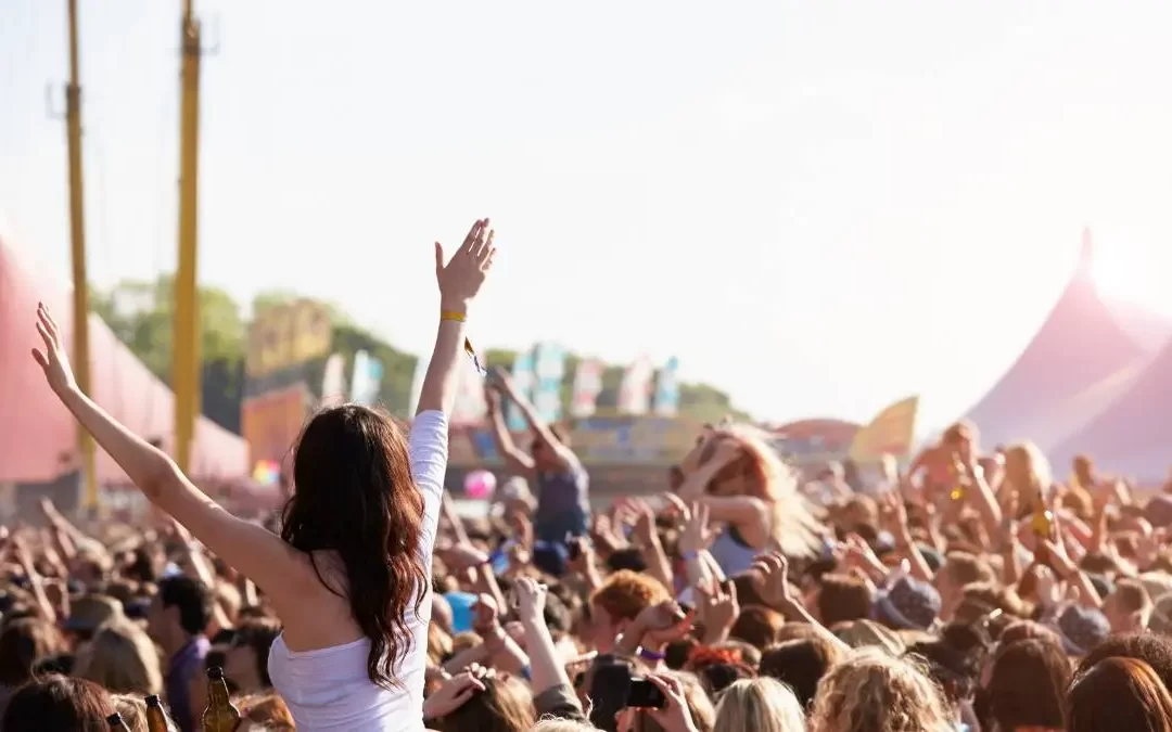 5 Essential Restroom Tips for Large Outdoor Festivals